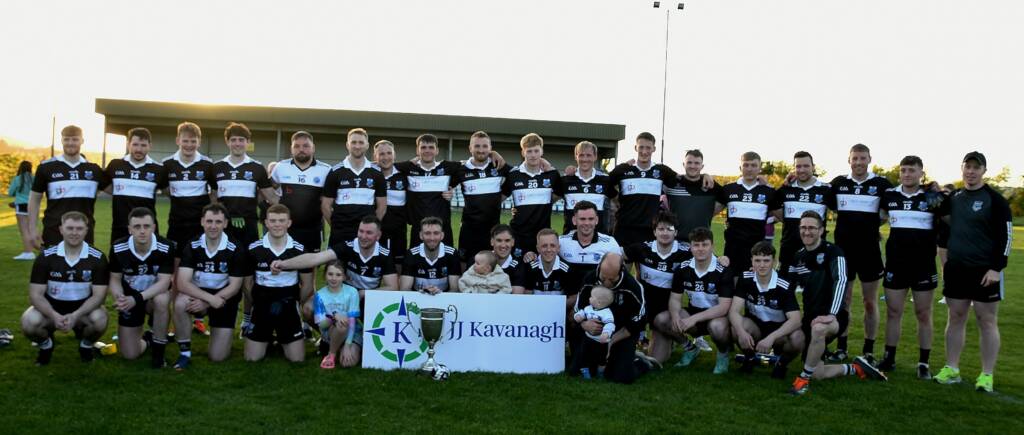 Mullinavat Clinch Eight Senior Football Title