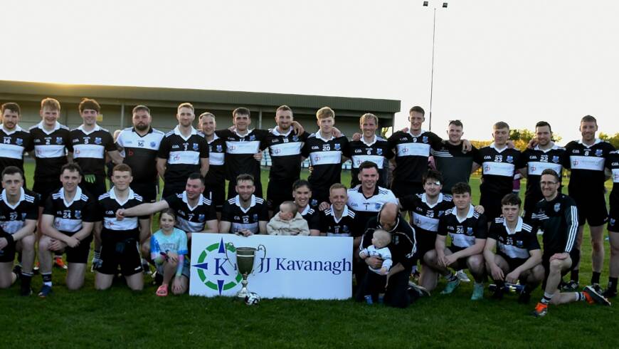 Mullinavat Clinch Eight Senior Football Title